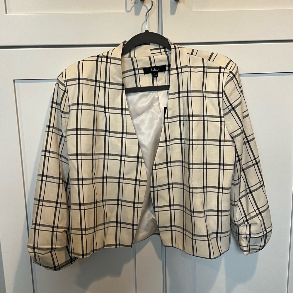 New checkered blazer